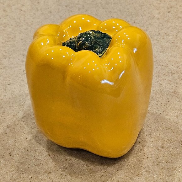 VINTAGE HANDPAINTED CERAMIC PEPPER MAJOLICA DECOR DISPLAY VEGETABLE VIETRI ITALY - Picture 1 of 8